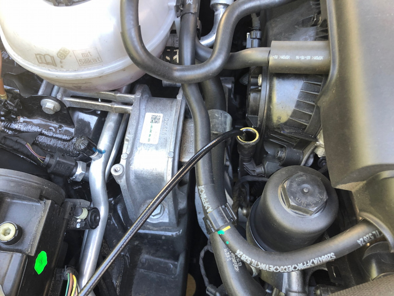 The dipstick tube is now a multitasker!